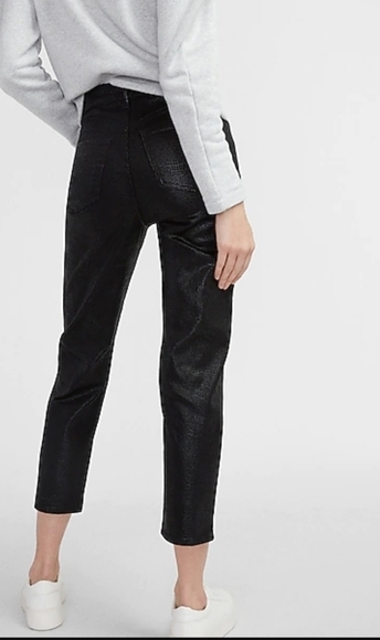 Express Super High Rise Mom Jeans Coated Reptile Print Size 8 Short - Picture 4 of 8